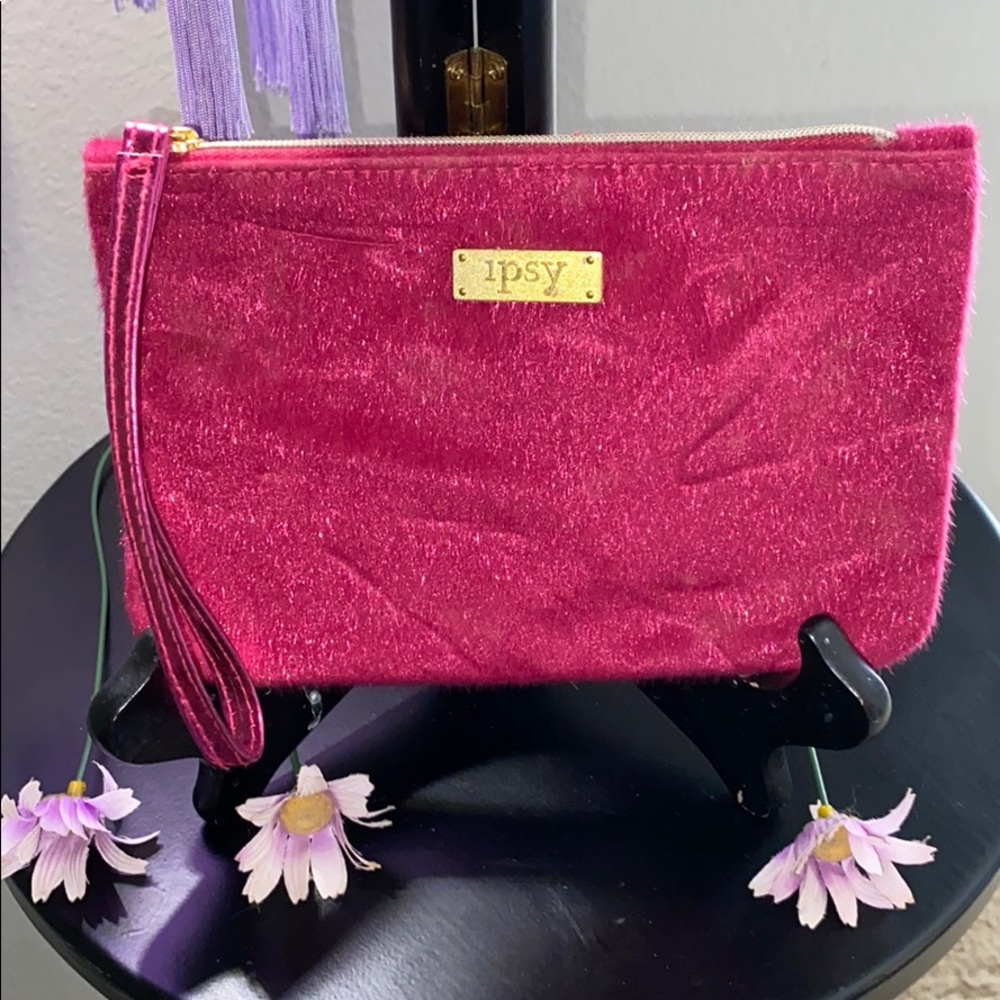 Makeup bag